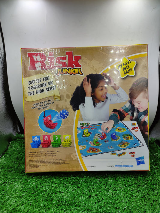 RISK JUNIOR CLASSIC BOARD GAME