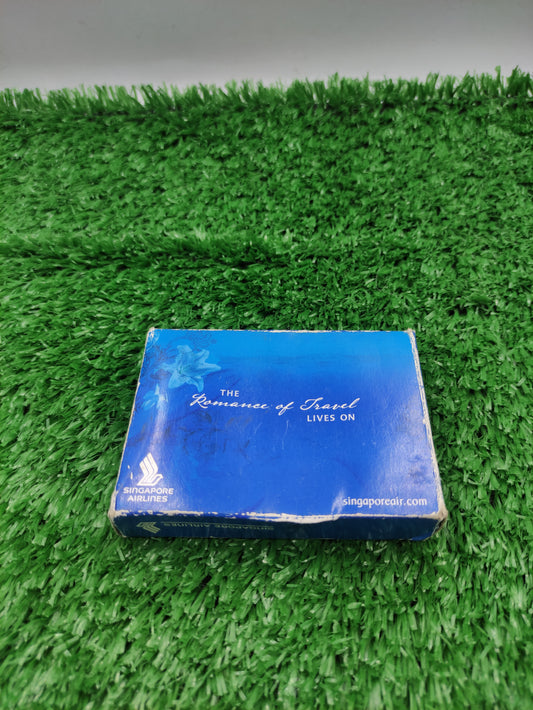 SNIGAPOORE AIRLINES PLAYING CARDS GAMES