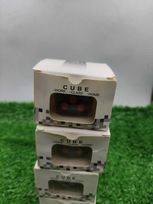 FIDGET CUBE