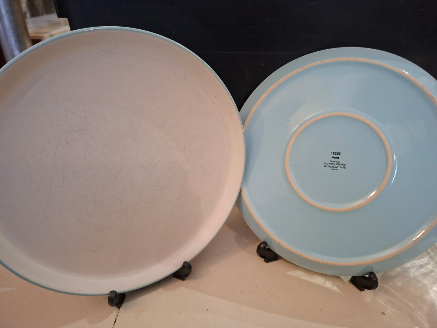 2 Plates