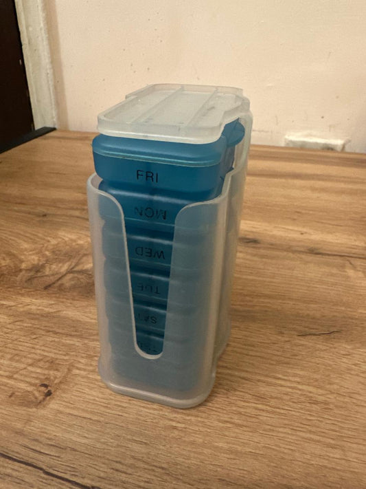 Pill organiser (used)
