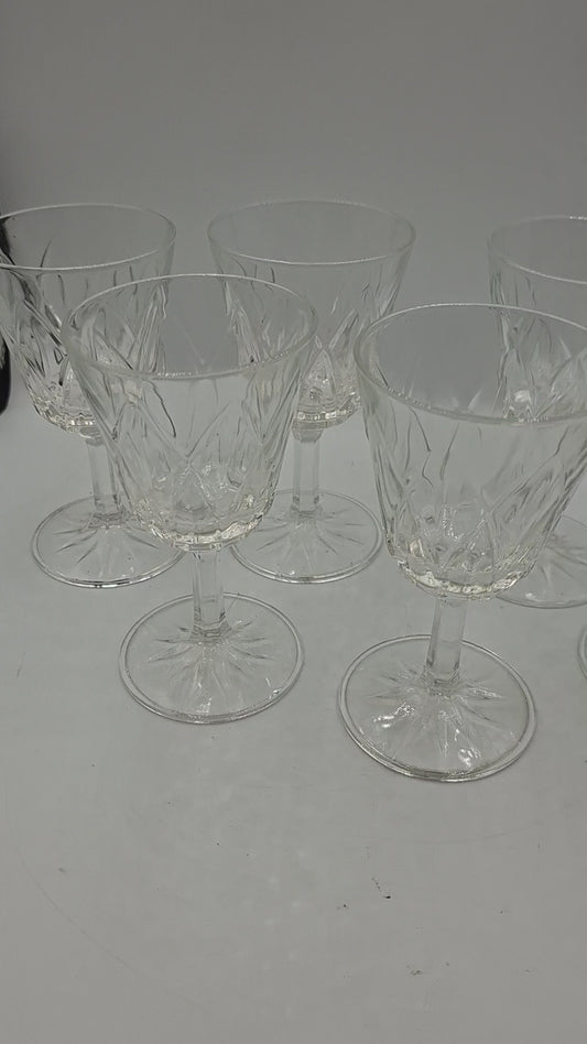 6 crystal glasses