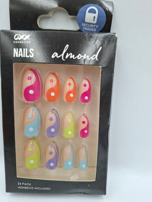 Fake nails