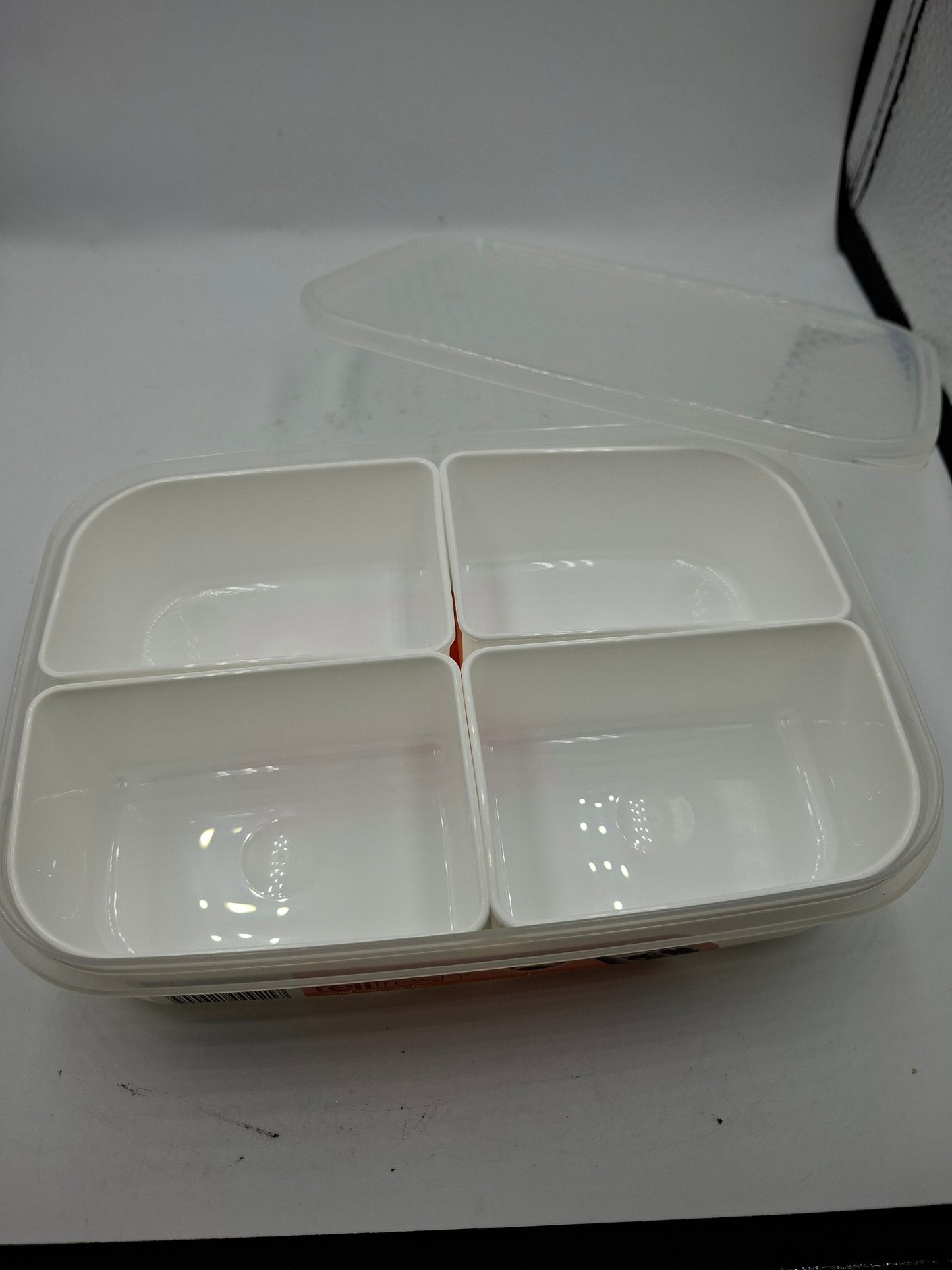 Lunch box