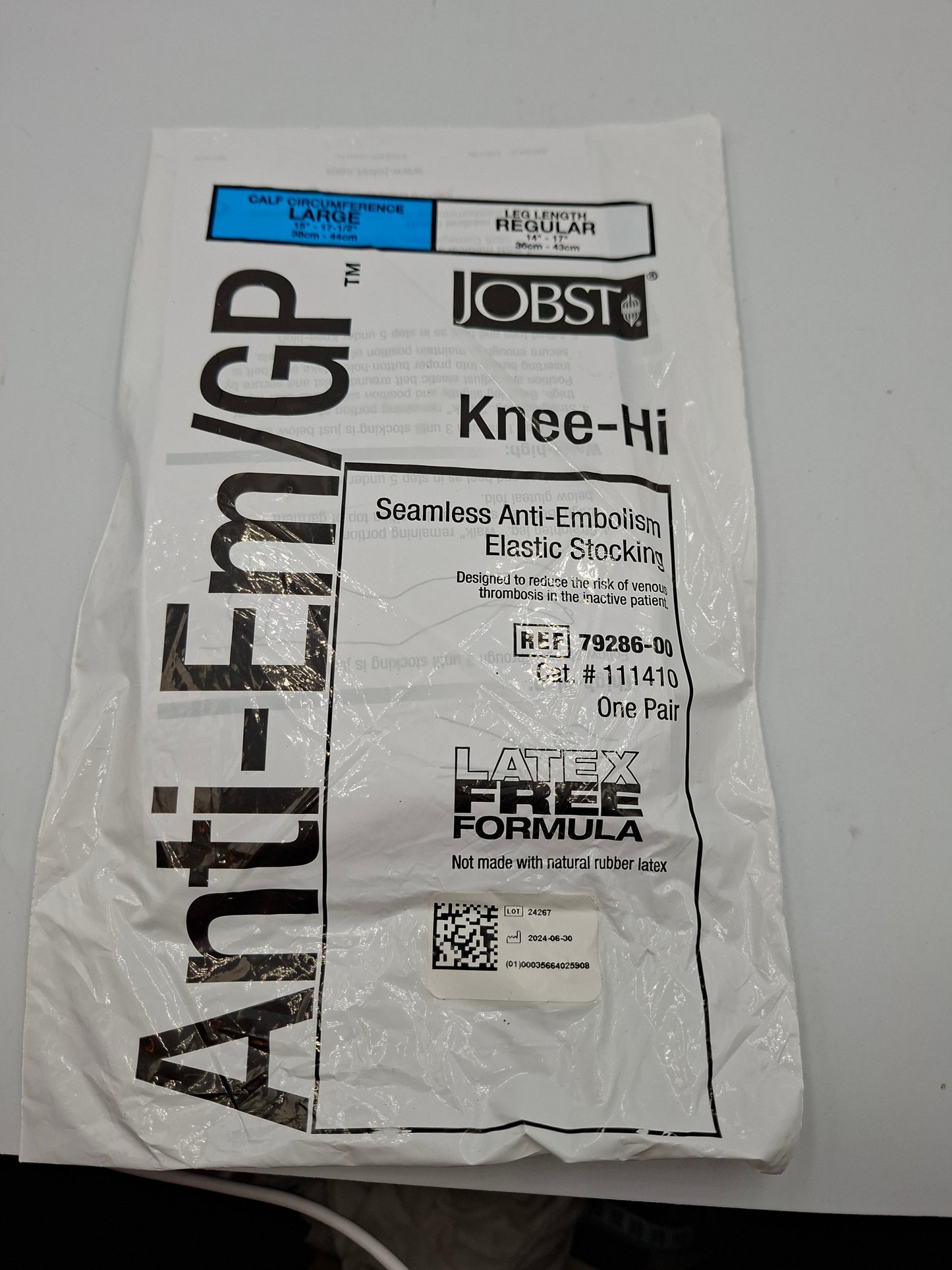 KNEE HI