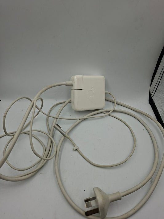 Apple 85W megasafe 2 power adapter